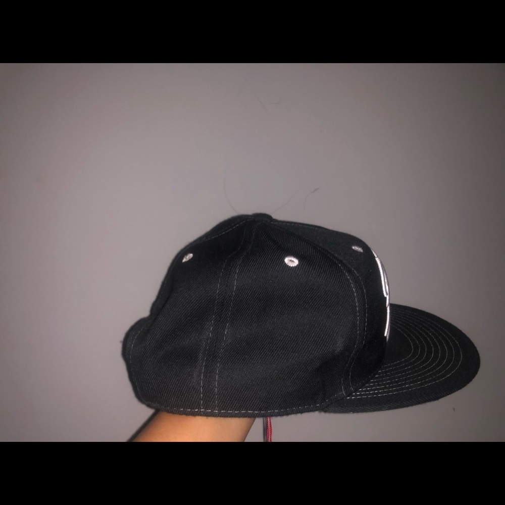 Hat - Picture 2 of 3